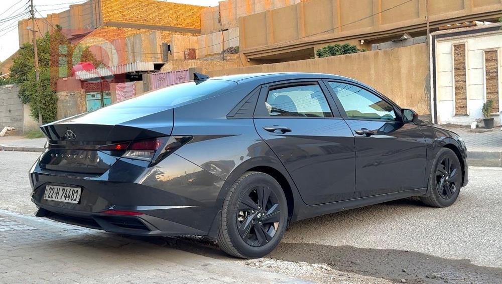 هیوندای ئەلەنترا
